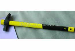 Italian type claw hammer  Art .No .NU02204
